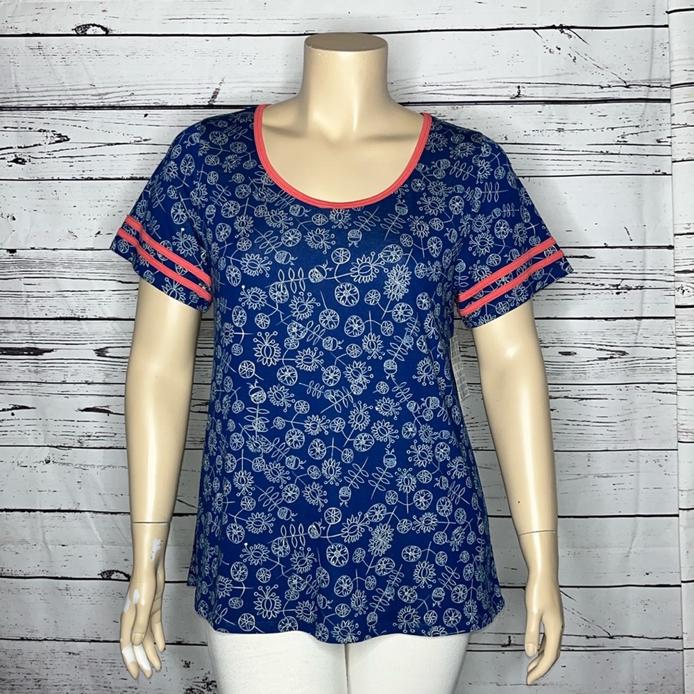 LuLaRoe NWT Size XL Blue & Pink Floral Ladybug Print Classic T Shirt Knit Top